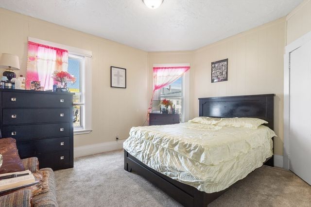 560 N Montello St, Brockton, MA 02301