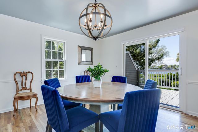 175 Dolphin Cove Quay, Stamford, CT 06902
