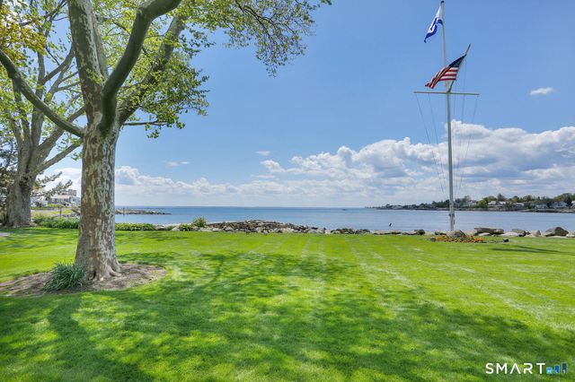 175 Dolphin Cove Quay, Stamford, CT 06902