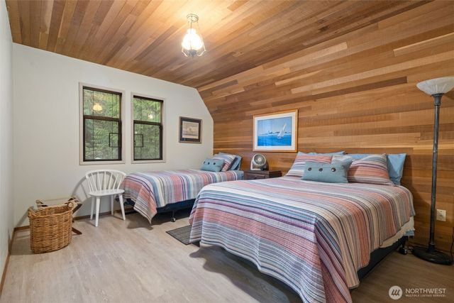 362 E Pointes Drive E, Shelton, WA 98584