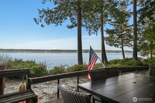 362 E Pointes Drive E, Shelton, WA 98584