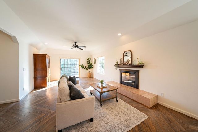 14838 Christophers Place, Grass Valley, CA 95945