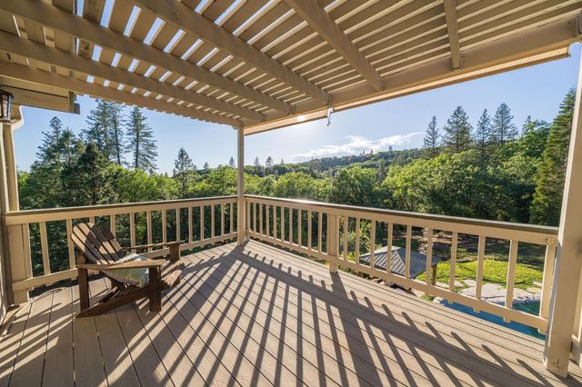 14838 Christophers Place, Grass Valley, CA 95945