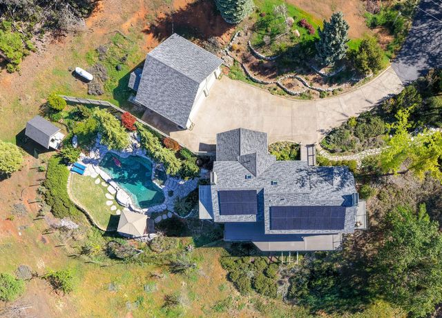 14838 Christophers Place, Grass Valley, CA 95945