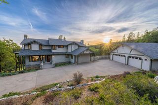 14838 Christophers Place, Grass Valley, CA 95945