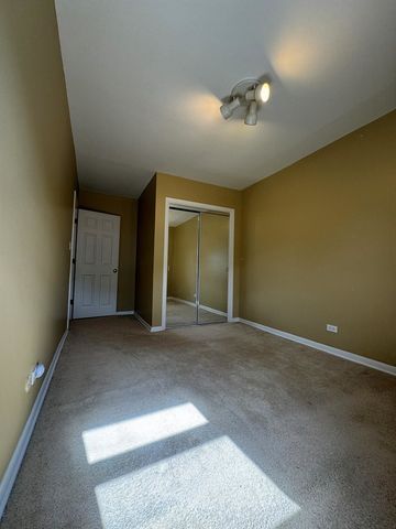 4035 N Keystone Avenue G, Chicago, IL 60641