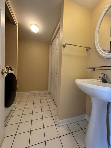 4035 N Keystone Avenue G, Chicago, IL 60641