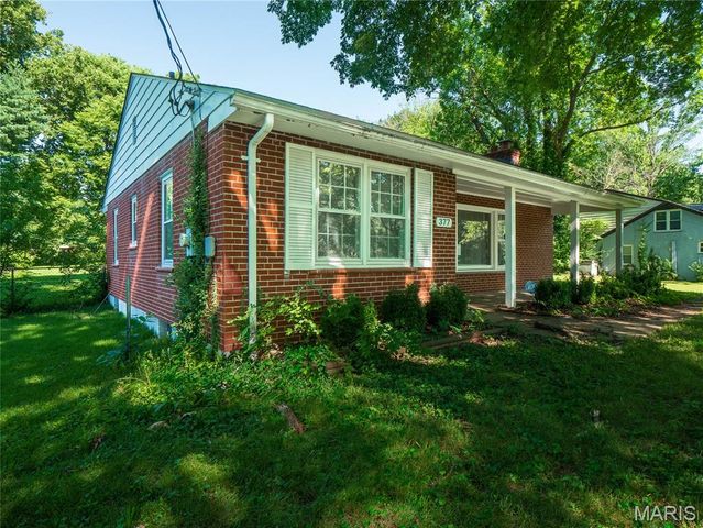 377 N Schlueter Avenue, St Louis, MO 63135