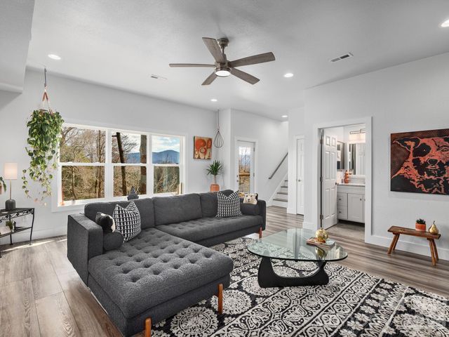 56 Kammerer Drive, Waynesville, NC 28785