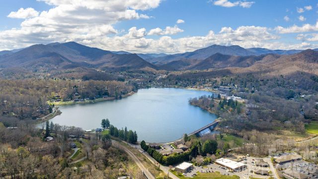 56 Kammerer Drive, Waynesville, NC 28785