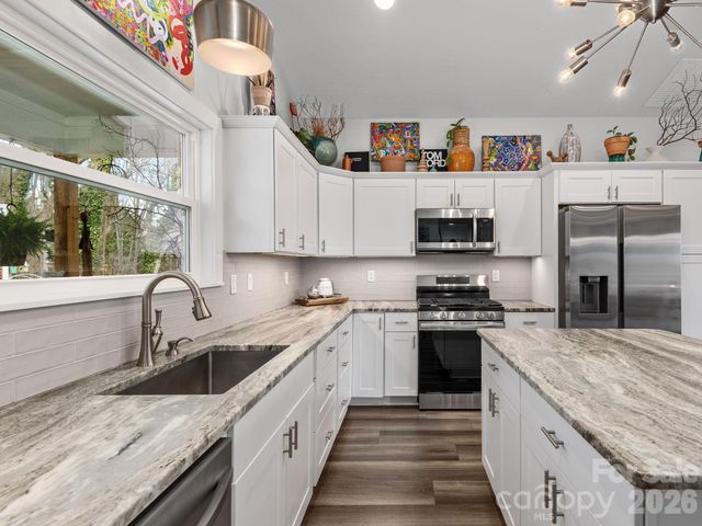 56 Kammerer Drive, Waynesville, NC 28785
