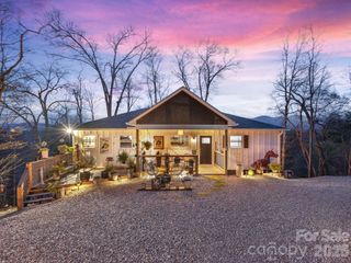 56 Kammerer Drive, Waynesville, NC 28785
