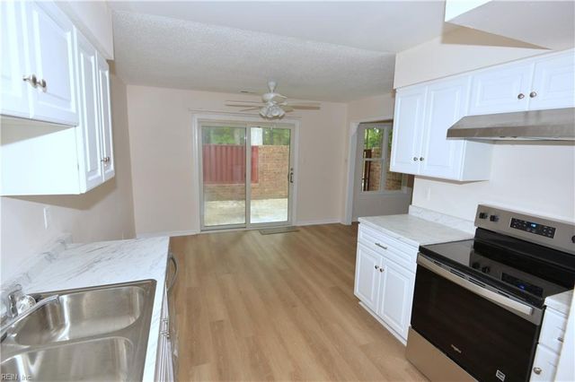 810 Gadwall Ct CT, Virginia Beach, VA 23462