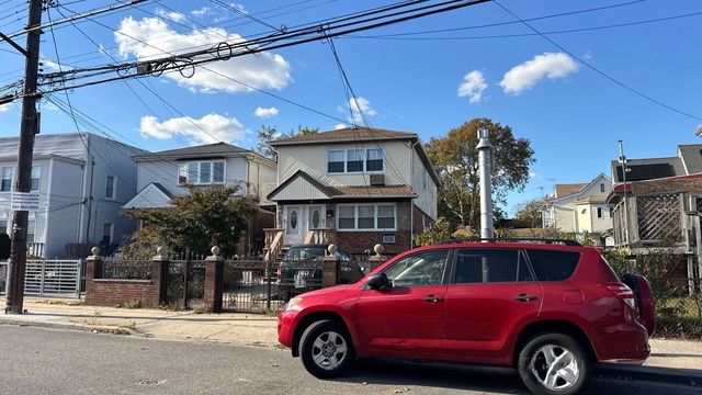 9133 AVE N, New York City, NY 11236