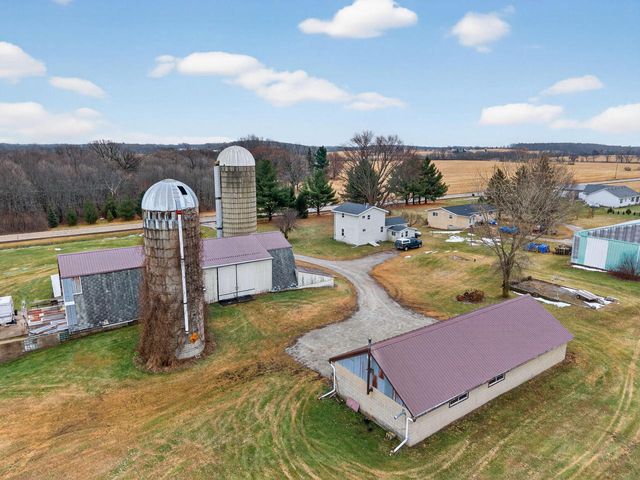 N8381 County Road D, Watertown, WI 53094