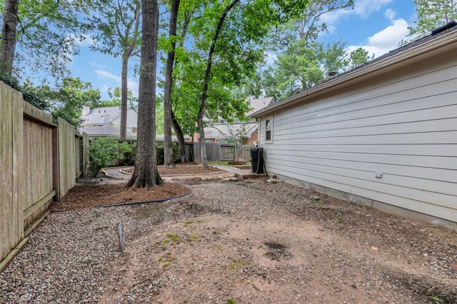118 Quiet Oak Circle, The Woodlands, TX 77381