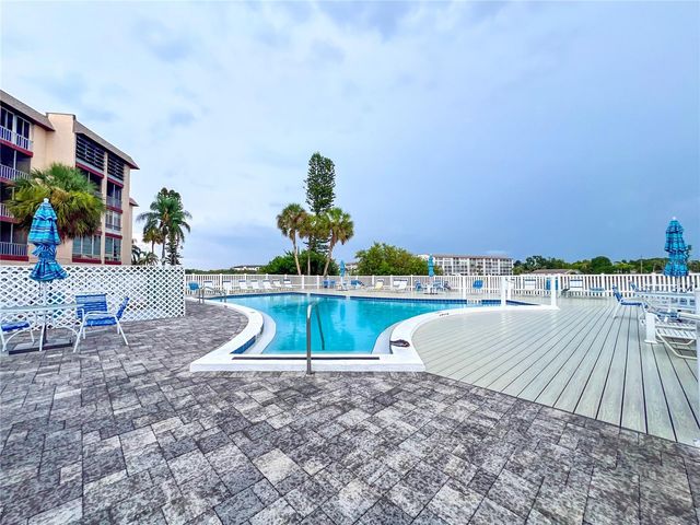 4204 HERON WAY B304, Bradenton, FL 34205