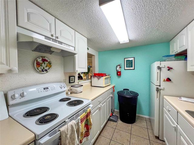 4204 HERON WAY B304, Bradenton, FL 34205