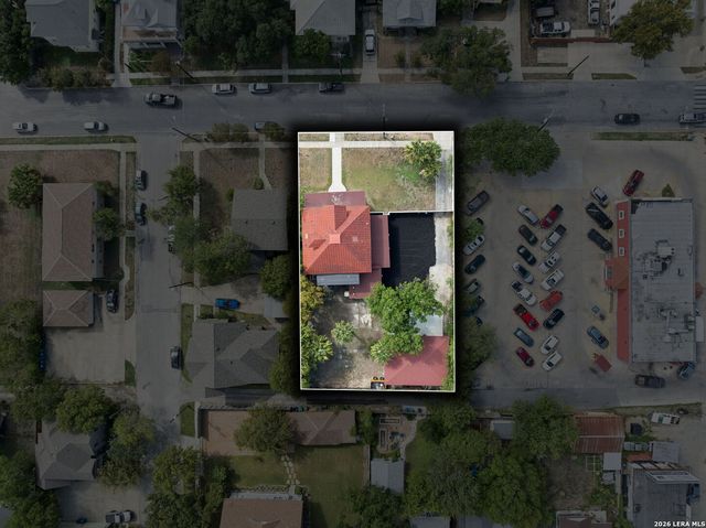 321 E DEWEY PL, San Antonio, TX 78212