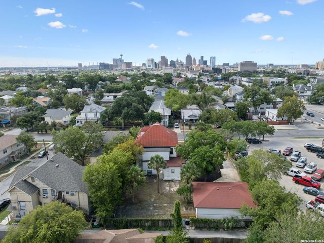 321 E DEWEY PL, San Antonio, TX 78212