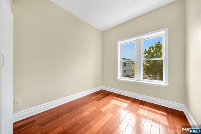 240 Clendenny Avenue 5A, Jersey City, NJ 07304