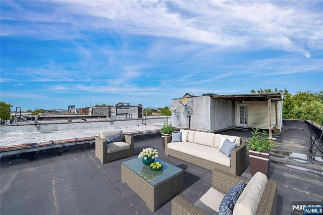 240 Clendenny Avenue 5A, Jersey City, NJ 07304