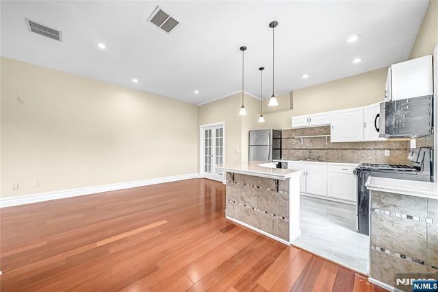 240 Clendenny Avenue 5A, Jersey City, NJ 07304