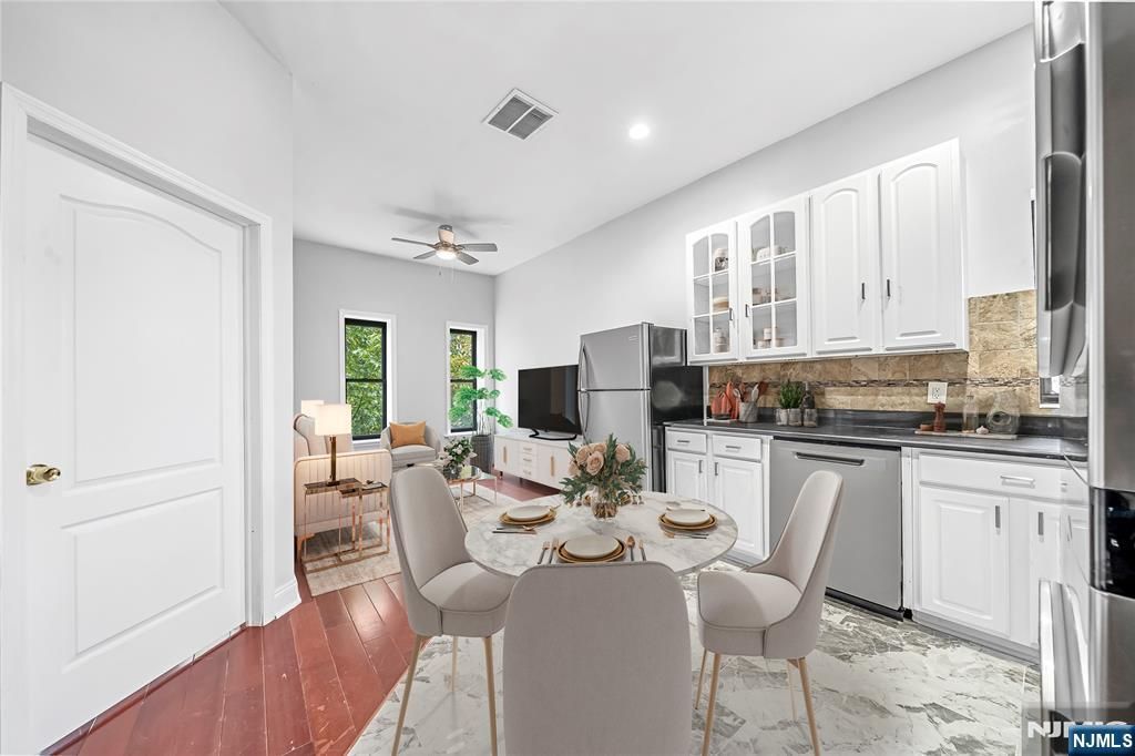 240 Clendenny Avenue 5A, Jersey City, NJ 07304