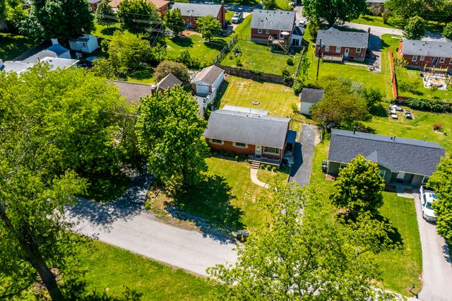 103 Richardson Street, Midway, KY 40347