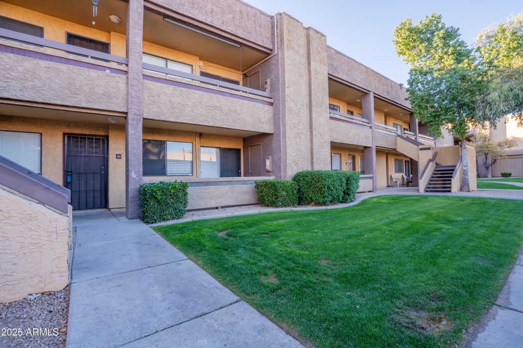 3535 W TIERRA BUENA Lane 156, Phoenix, AZ 85053