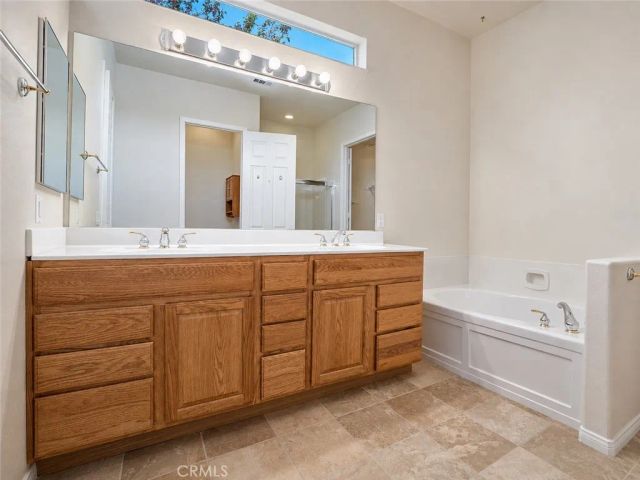 987 Avenal, Beaumont, CA 92223