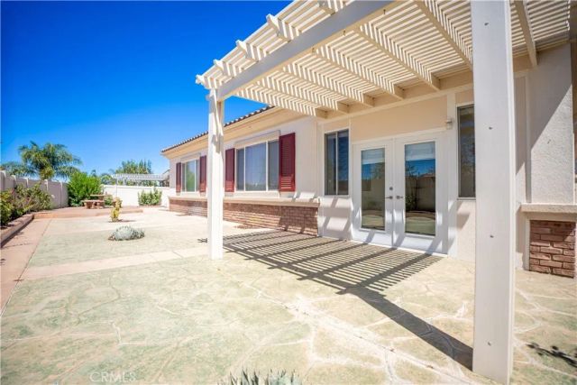 987 Avenal, Beaumont, CA 92223