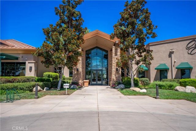 987 Avenal, Beaumont, CA 92223