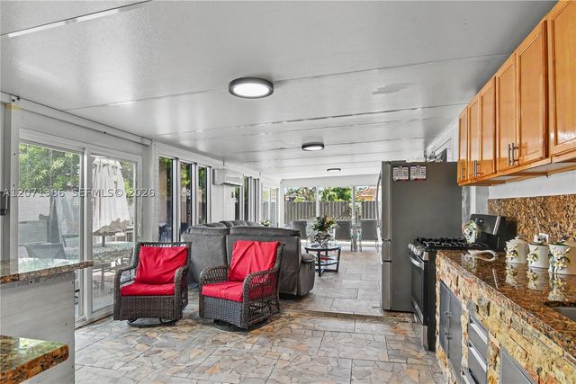3538 SW 87th Ct, Miami, FL 33165