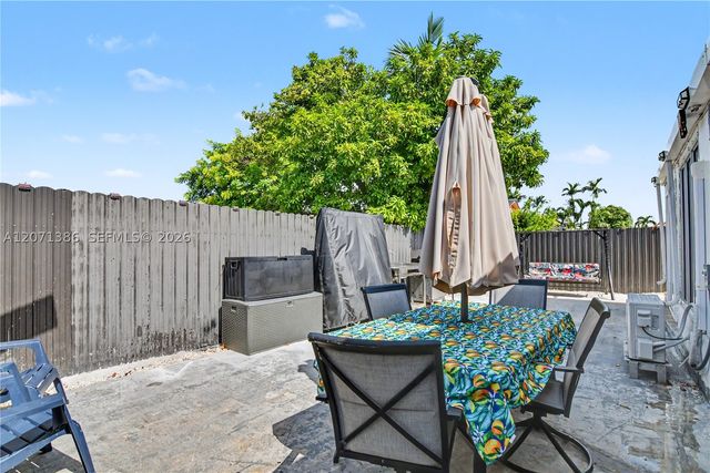3538 SW 87th Ct, Miami, FL 33165