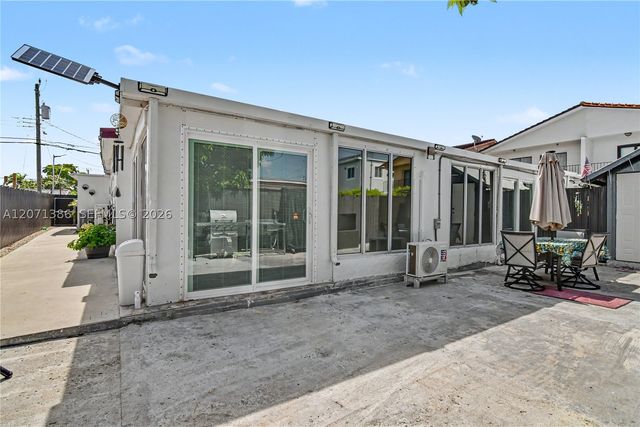 3538 SW 87th Ct, Miami, FL 33165