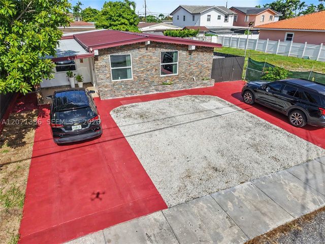 3538 SW 87th Ct, Miami, FL 33165