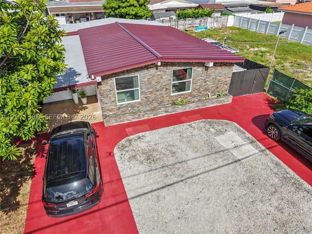 3538 SW 87th Ct, Miami, FL 33165