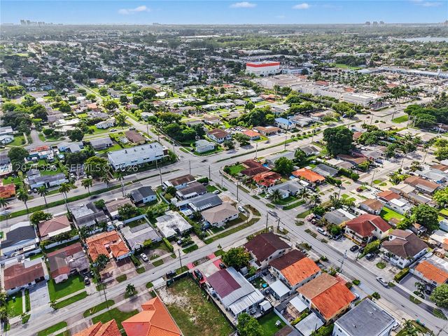 3538 SW 87th Ct, Miami, FL 33165