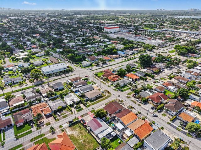 3538 SW 87th Ct, Miami, FL 33165