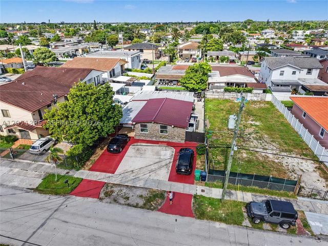 3538 SW 87th Ct, Miami, FL 33165