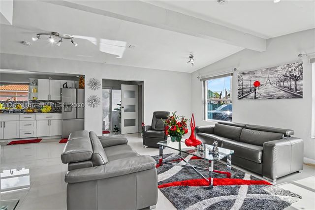 3538 SW 87th Ct, Miami, FL 33165
