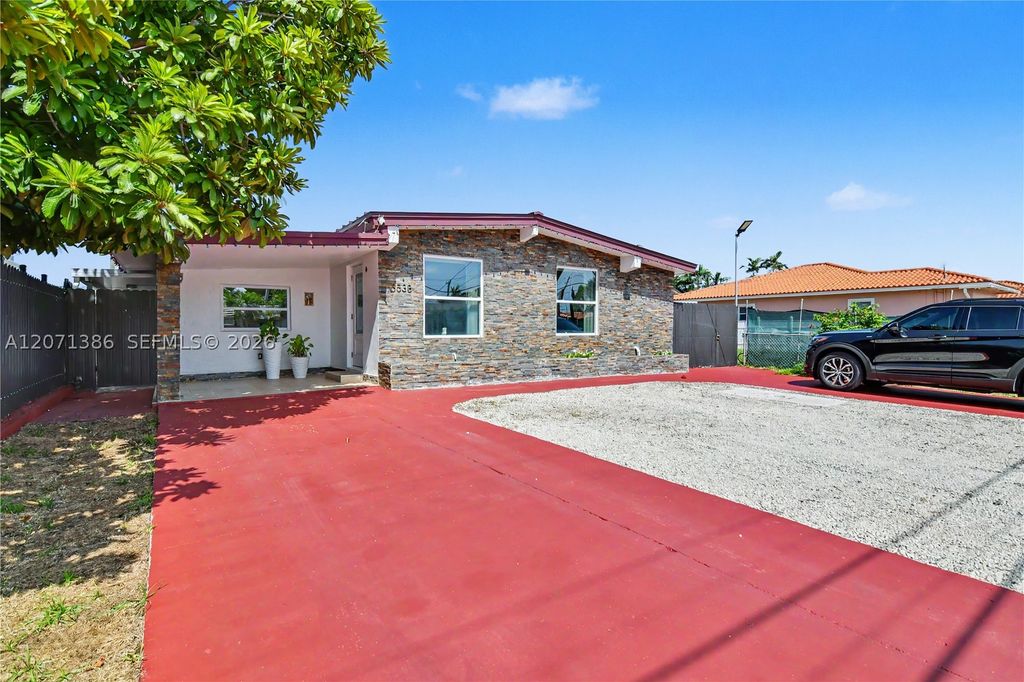 3538 SW 87th Ct, Miami, FL 33165