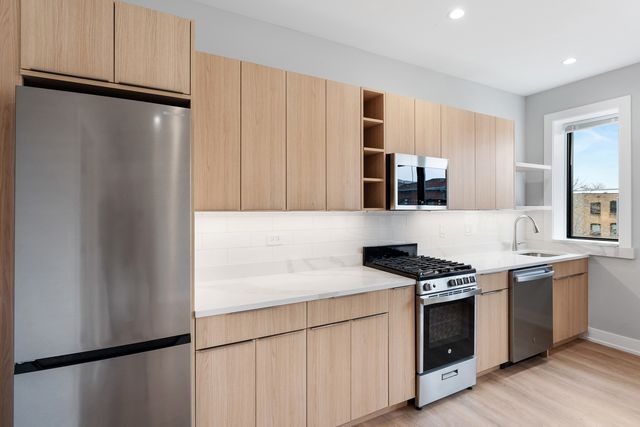 1546 W JONQUIL Terrace 305, Chicago, IL 60626