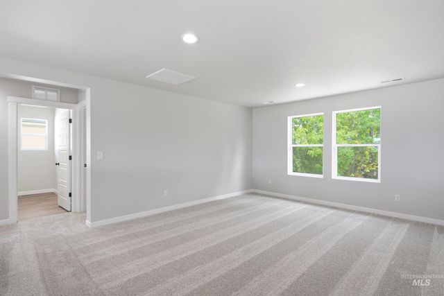 5032 S Bleachfield Ave, Meridian, ID 83642