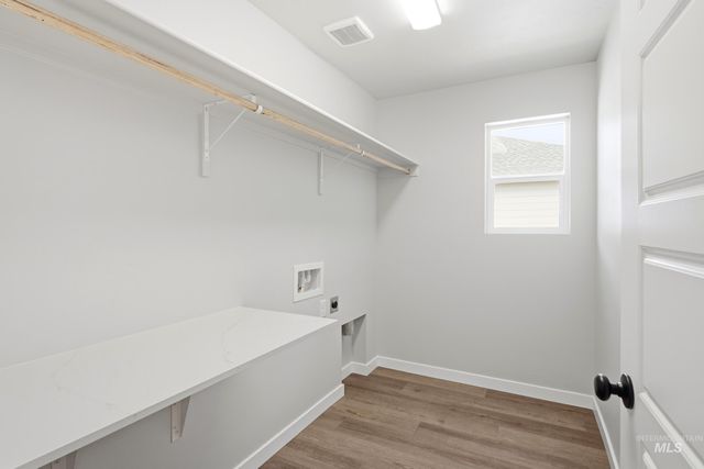 5032 S Bleachfield Ave, Meridian, ID 83642