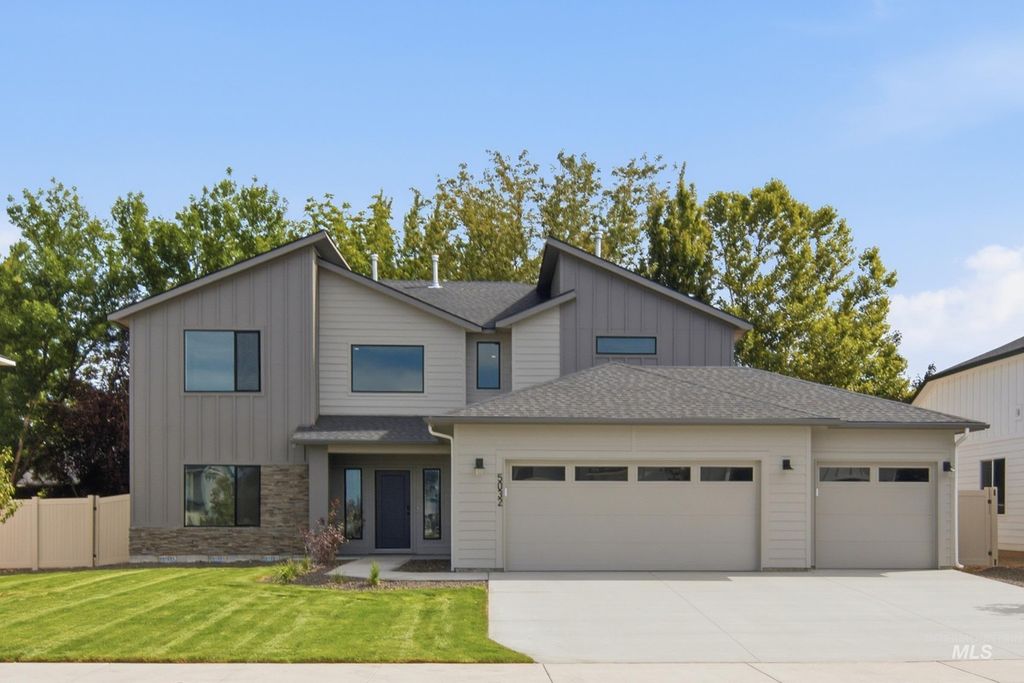5032 S Bleachfield Ave, Meridian, ID 83642