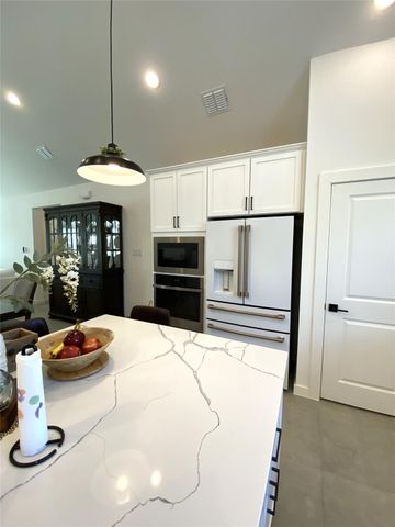 15330 Water Oak Way Way, Santa Fe, TX 77517