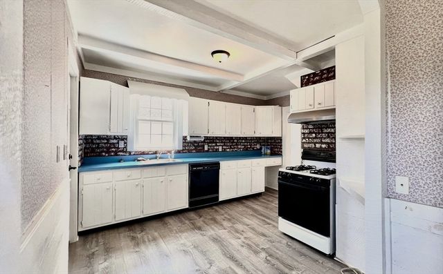 35 Wilmarth Rd, Braintree, MA 02184