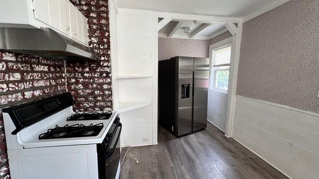 35 Wilmarth Rd, Braintree, MA 02184